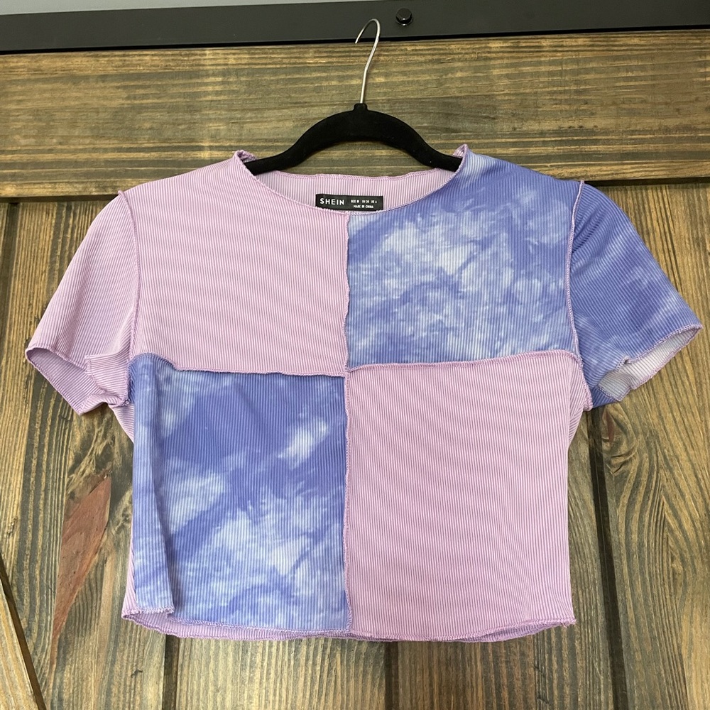 Patchwork Cropped Tee - Picture 2 of 3